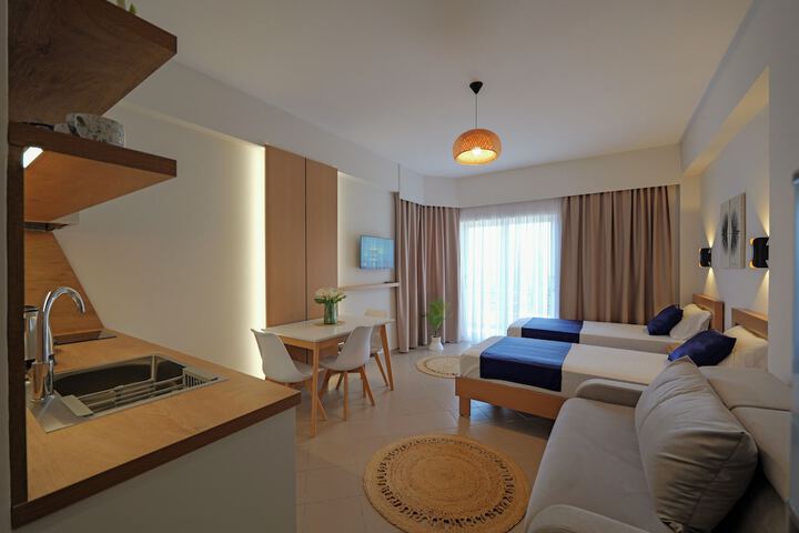 Room 10 of 52