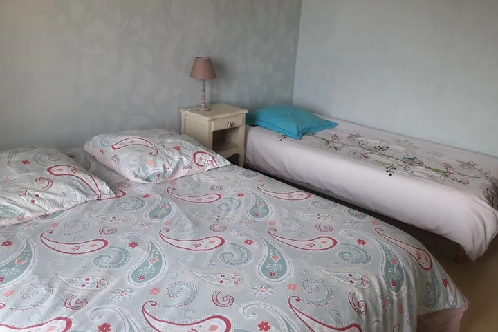 Room 5 of 14