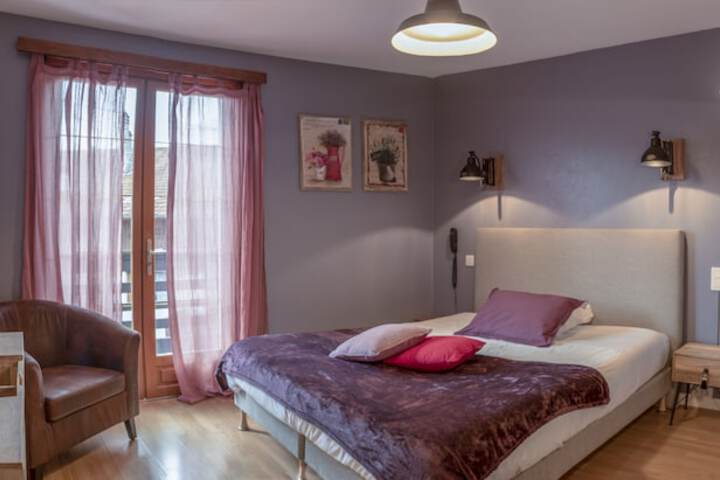 Room 10 of 23