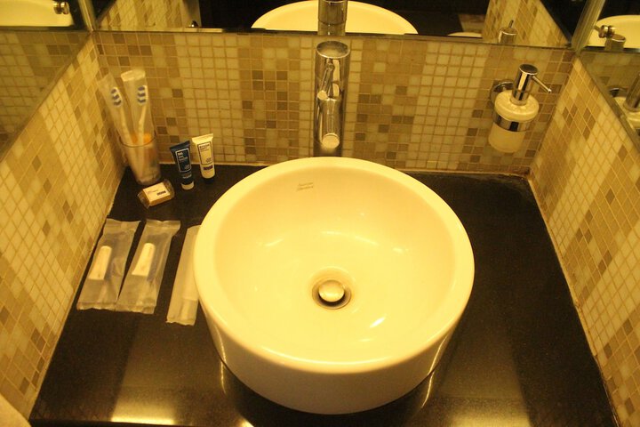Clean Restrooms