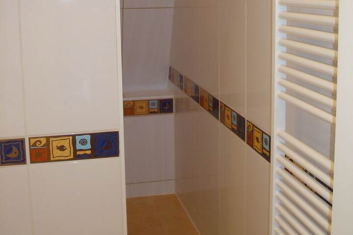 Clean Restrooms