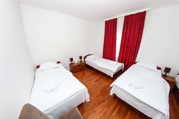 HOTEL BOB EXCLUSIVE