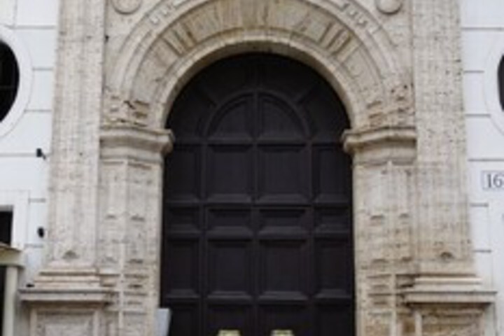 Hotel 6 of 13