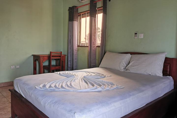 Room 7 of 24