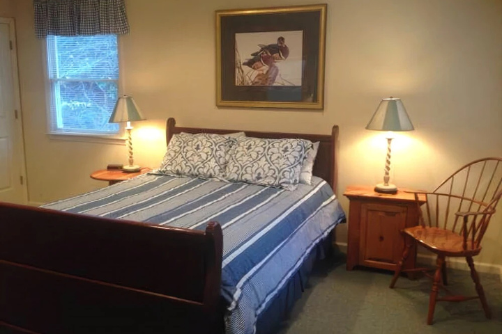 Room 4 of 17