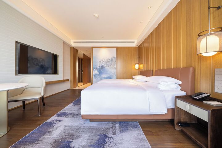 Room 18 of 68