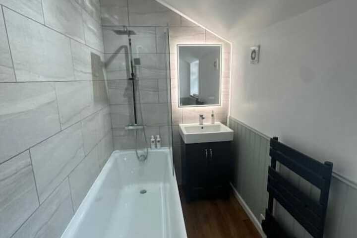 Room 15 of 27
