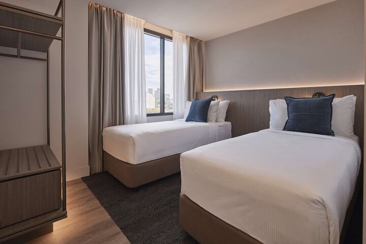 Room 21 of 42
