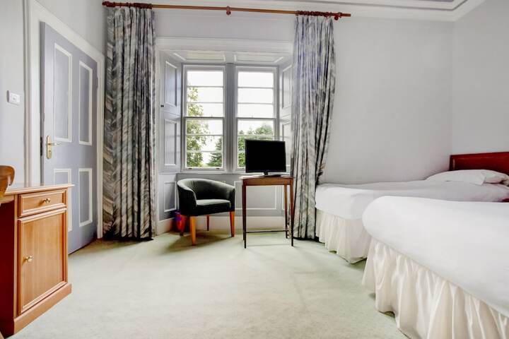 Room 22 of 52