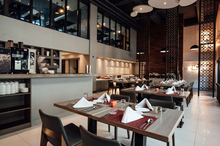 Breakfast area