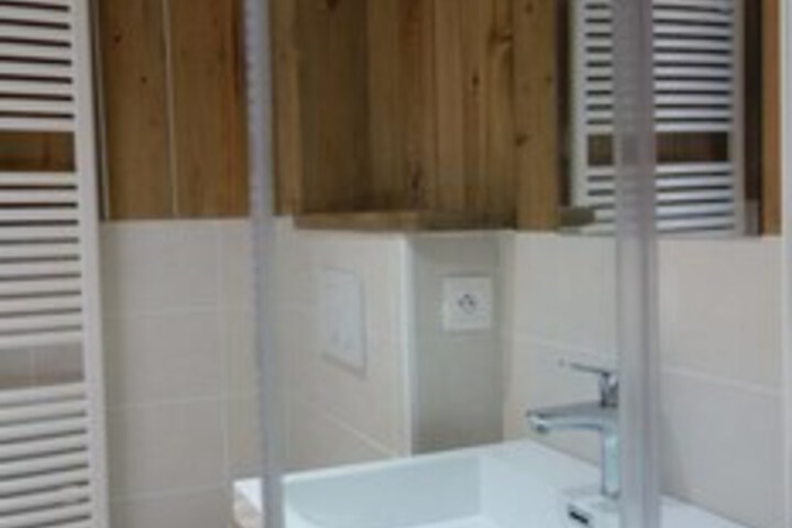 Room 3 of 21