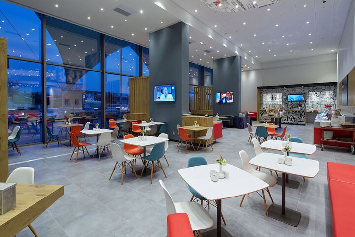 Dining Photos