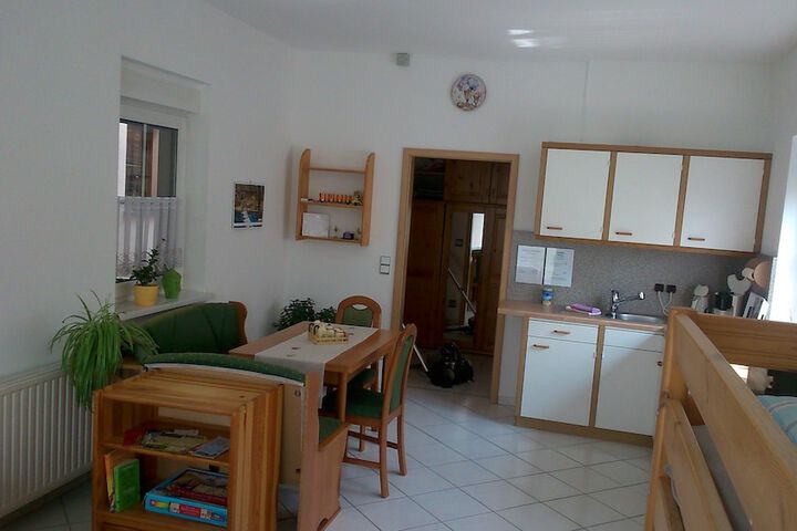 Room 12 of 31