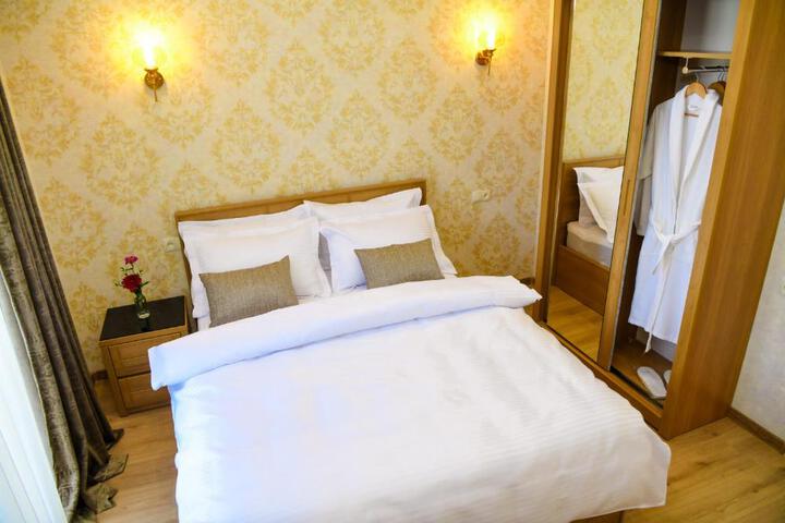 Hotel Late
