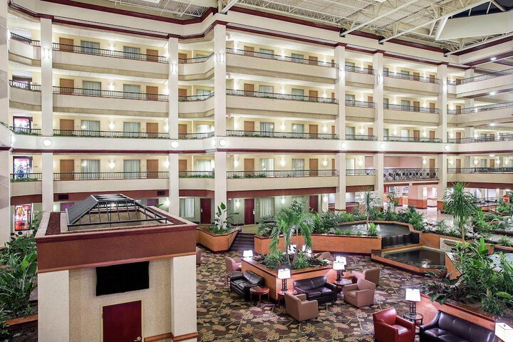 Hotel Interior 9 of 112