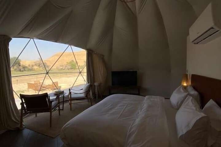 Room 10 of 51