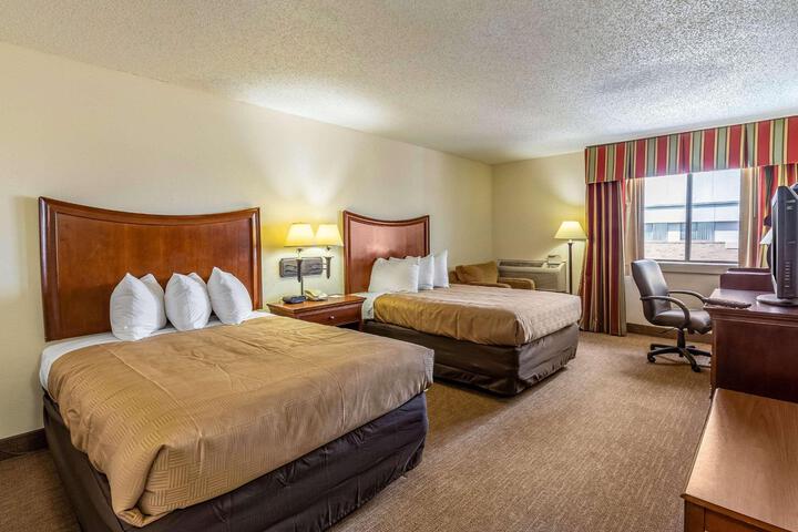 Double Accessible King Size Bed (9 of 21)
