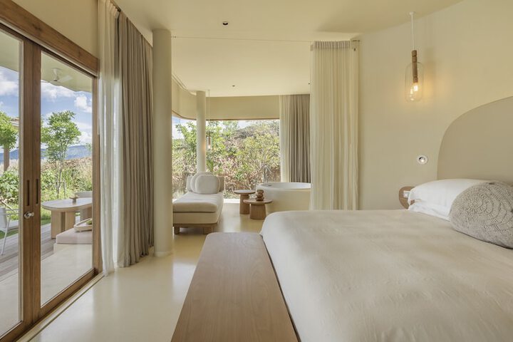 Room 27 of 110