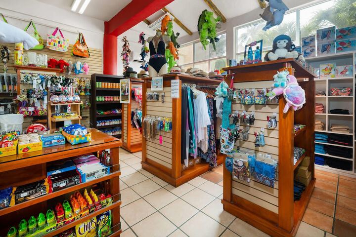Gift Shop 62 of 112