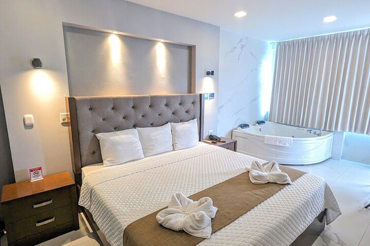 Room 29 of 63