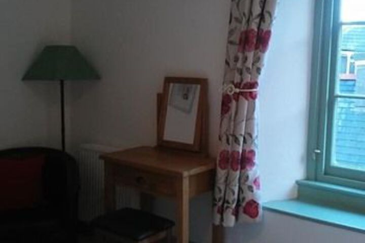 Room 13 of 31