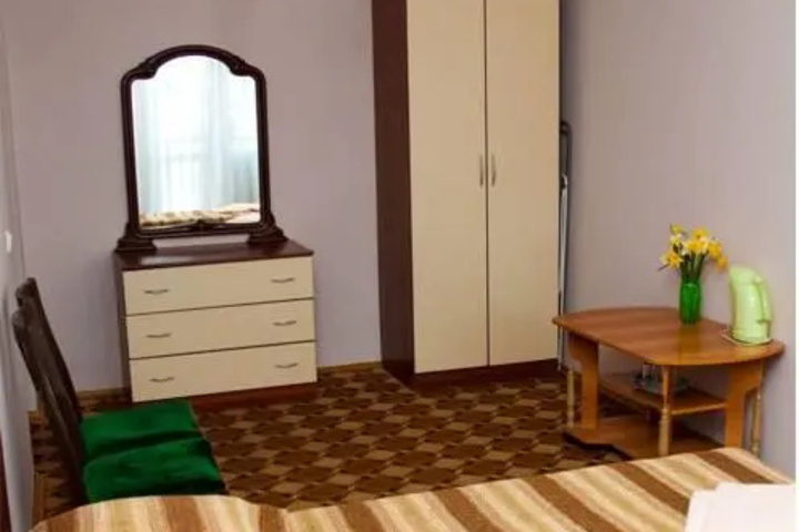 Room 3 of 24