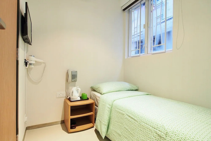 Room 2 of 15