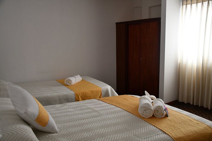 Room 6 of 72