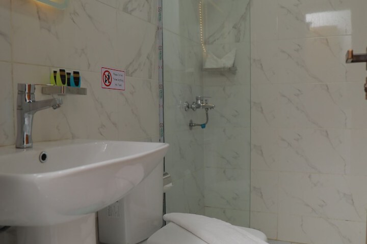 Room 42 of 48