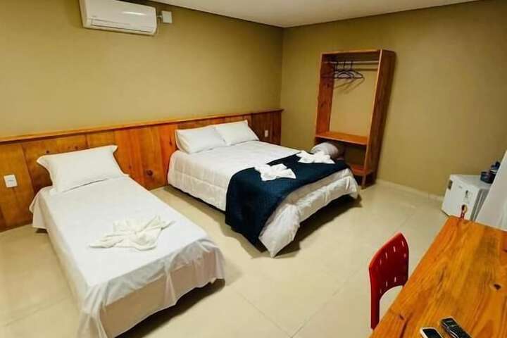 Room 17 of 32
