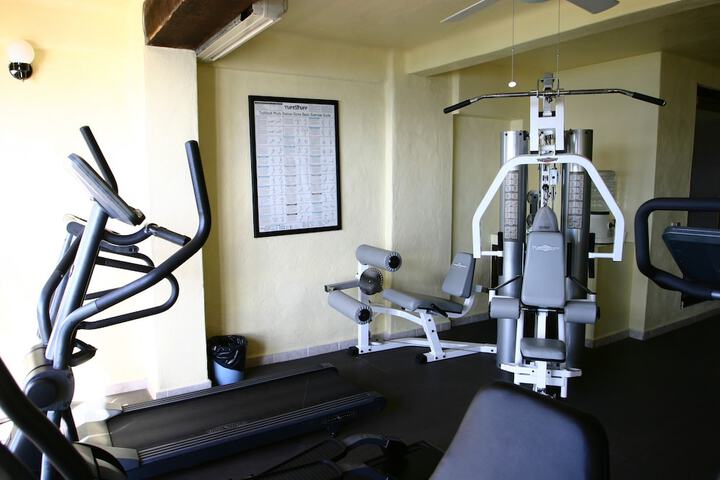 Hotel Gym