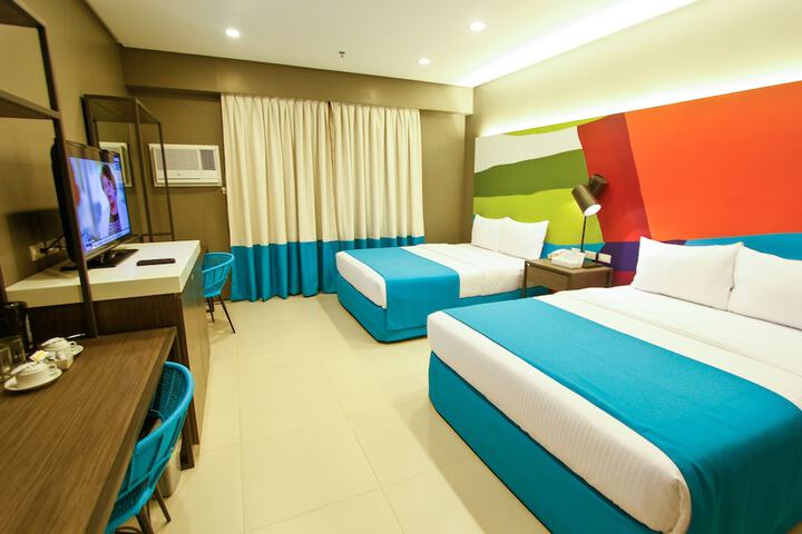 Room 13 of 61