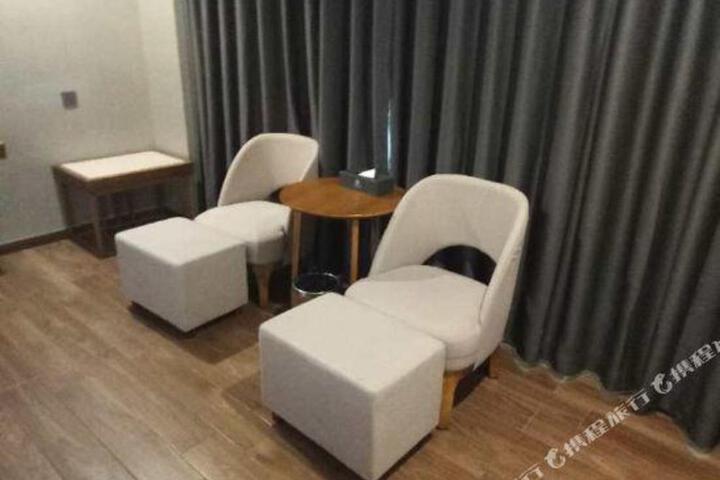 Yueting Hotel (Nanhai Avenue)