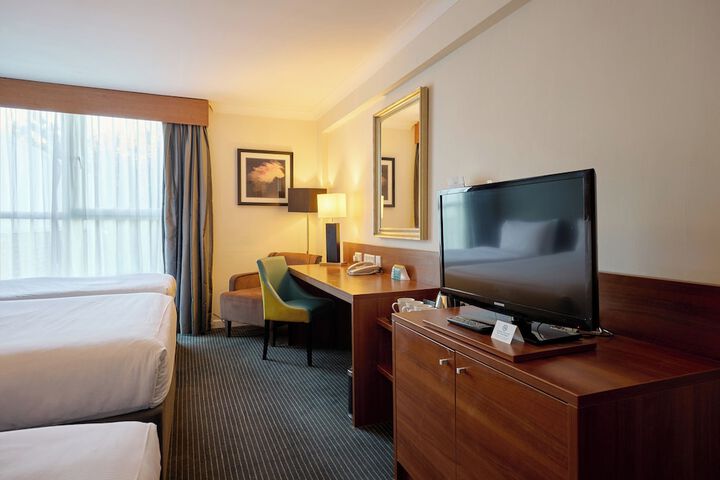 Room 123 of 292