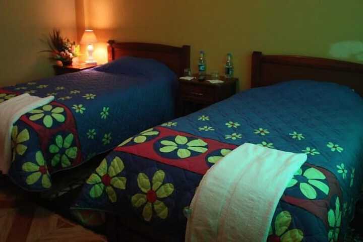 Room 13 of 36