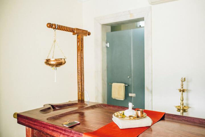 Room 79 of 98