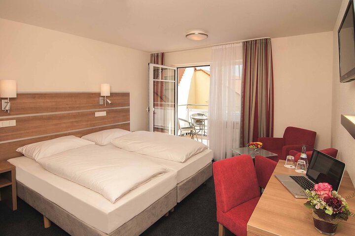Room 3 of 23