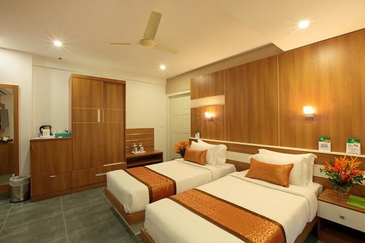 Room 13 of 49