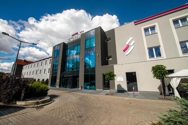 Exterior of Hotel Sękowski