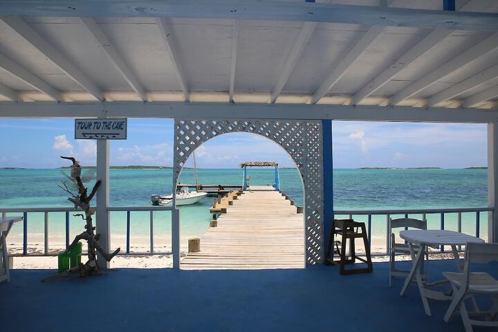 Dining 30 of 42