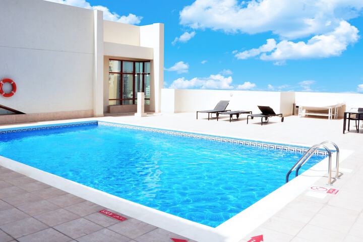 Pool 41 of 51