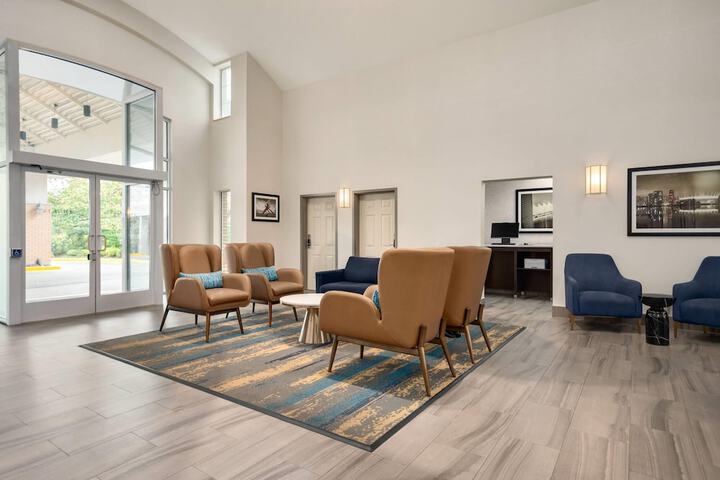 Guest Lobby