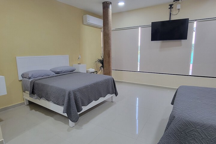Room 52 of 140