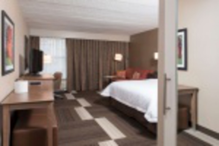 Room 340 of 372