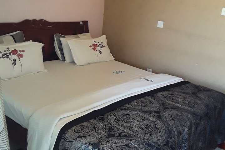 Unik Hotel Limited