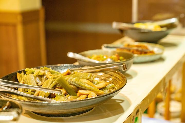 Dining 65 of 74