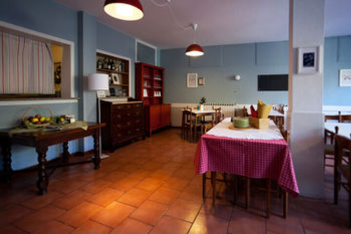 Dining 20 of 73