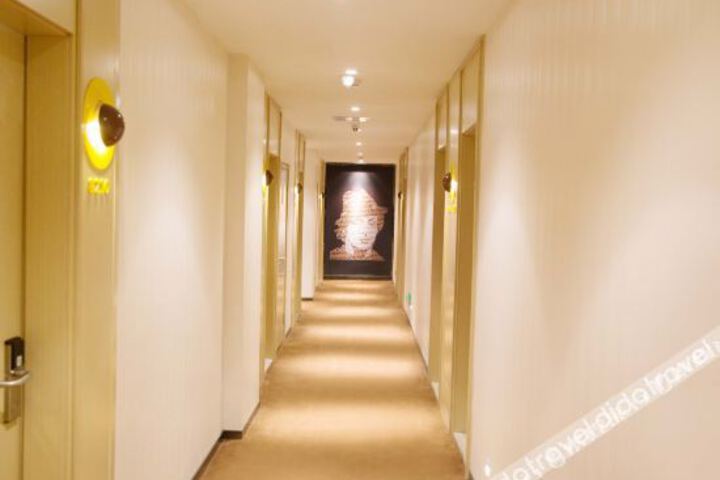 Hotel Interior 20 of 34