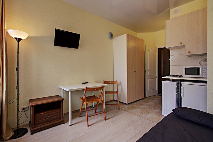 Room 7 of 19