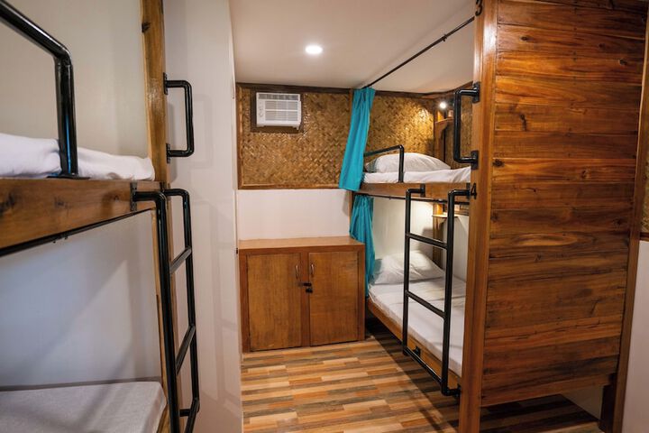 Room 7 of 35